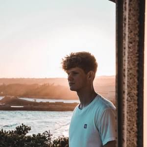 Meet your Posher, Grant